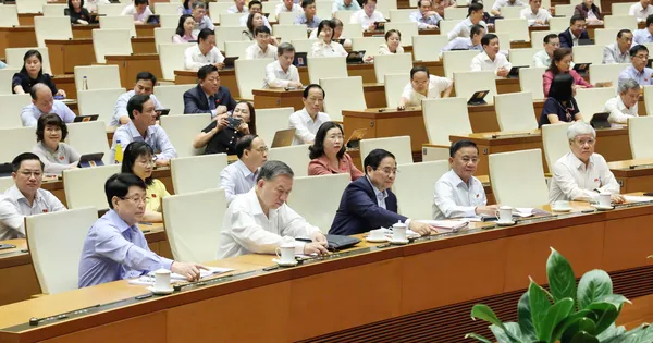 Bộ trưởng Nội vụ: Chính quyền địa phương 2 cấp là 'bước cải cách quan trọng có tính chất lịch sử'
