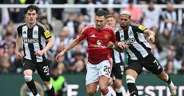 Trực tiếp Newcastle vs MU 3-1 (H2): MU nhận bàn thua choáng váng