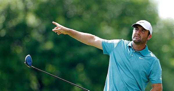 Scottie Scheffler bứt phá ngoạn mục, vươn lên dẫn đầu PGA Championship