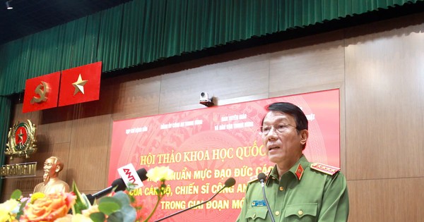 Bộ trưởng Công an: Thấm nhuần phương châm gần dân, trọng dân, có trách nhiệm với Nhân dân
