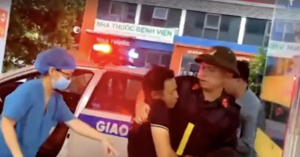 Cảnh sát ‘giải cứu’ tài xế đột quỵ trên cao tốc