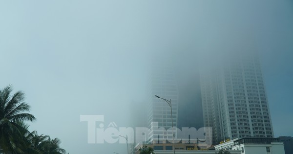 Sương mù giăng khắp đường ven biển, Đà Nẵng hóa thành Đà Lạt