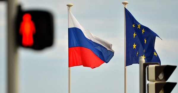 Châu Âu tuyên bố chỉ nới lỏng lệnh trừng phạt khi Nga rút quân khỏi Ukraine
