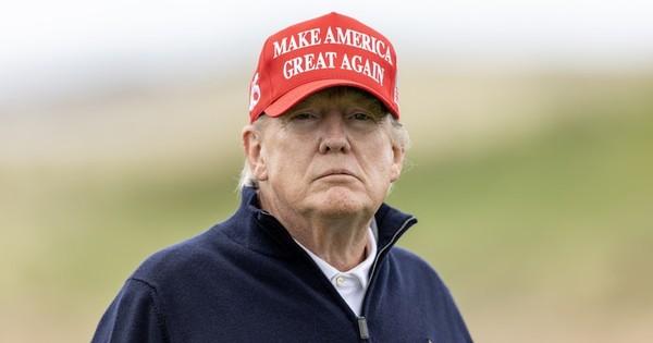 Tổng thống Mỹ Trump nói có thể áp thuế 50% đối với hàng hóa từ Liên minh châu Âu