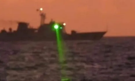 Trung Quốc, châu Âu căng thẳng vụ tàu chiến bị tố chiếu laser vào máy bay quân sự