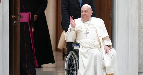 Khi Đức Giáo hoàng ốm nặng, ai sẽ điều hành Vatican?