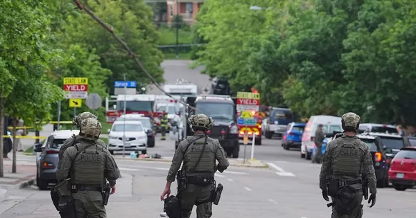 FBI điều tra đối tượng dùng súng phun lửa tấn công, hô vang ‘Giải phóng Palestine’