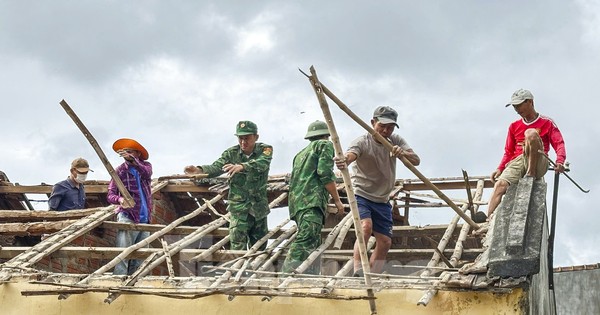 'Thay áo mới’ cho hàng ngàn ngôi nhà tạm, dột nát ở Bình Định