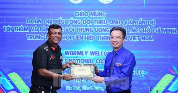 Bí thư T.Ư Đoàn tiếp xã giao Tổng đội Thiếu sinh quân Ấn Độ