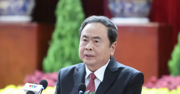 Chủ tịch Quốc hội: 'Một cây làm chẳng nên non, ba cây chụm lại nên hòn núi cao'
