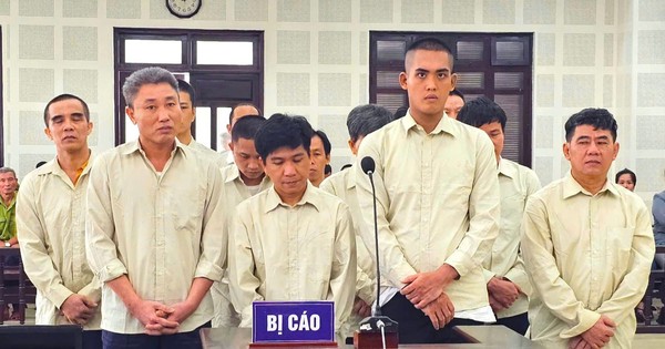 12 năm tù cho giám đốc cầm đầu đường dây sản xuất, mua bán sách giáo khoa giả