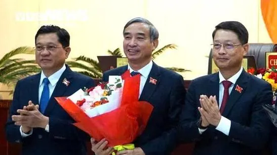Chủ tịch UBND TP Đà Nẵng nghỉ hưu trước tuổi