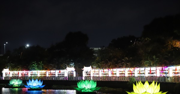 3.000 chiếc đèn lồng, 7 tòa sen dọc kênh Nhiêu Lộc mừng Đại lễ Vesak Liên Hợp Quốc