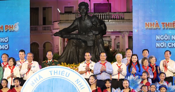 Chủ tịch TPHCM: ‘Đầu tư cho thiếu nhi là đầu tư cho tương lai'