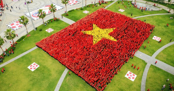 Kỷ niệm 70 năm ngày giải phóng, ngày Tết thứ 2 của người dân Hải Phòng