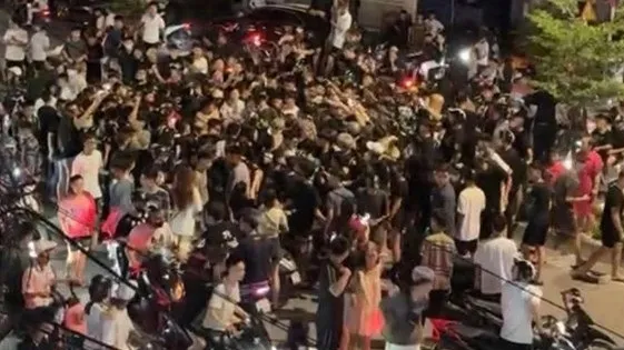 Hàng trăm 'quái xế' náo loạn phố ở Hải Phòng: Tạm giữ 5 đối tượng