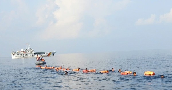 Đặc công nước Hải quân tinh nhuệ, trung thành