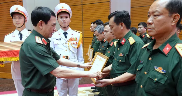 Quân ủy Trung ương - Bộ Quốc phòng vinh danh 172 điển hình thực hiện Chỉ thị số 05
