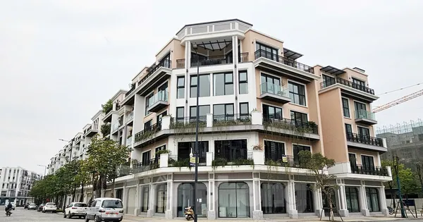 Bỏ công chứng cho tặng BĐS: Chuyên gia cảnh báo rủi ro, kẽ hở lách thuế?