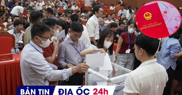 Địa ốc 24H: Kiến nghị bỏ sổ hồng giấy; đất thôn huyện ngoại thành đấu giá lên gần 181 triệu/m2