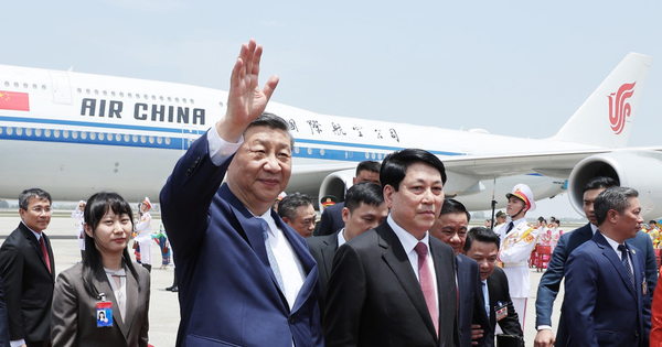 Chủ tịch nước Lương Cường ra sân bay đón Tổng Bí thư, Chủ tịch Trung Quốc Tập Cận Bình