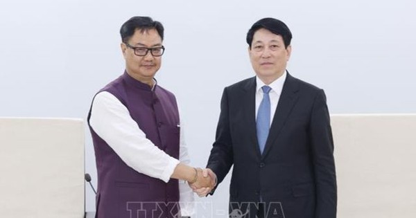 Bộ trưởng của Ấn Độ ngưỡng mộ cách Việt Nam tổ chức Đại lễ Phật đản Vesak
