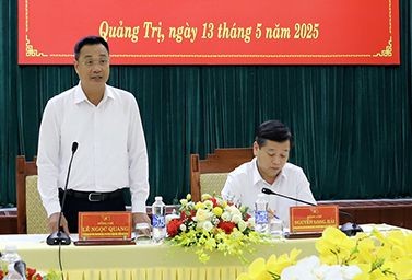 Khẩn trương xây dựng đề án thành lập Đảng bộ tỉnh Quảng Trị mới