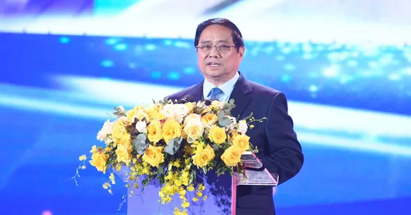 Thủ tướng: Mỗi người làm báo phải sẵn sàng tâm thế cống hiến, dấn thân, đóng góp vì nước, vì dân