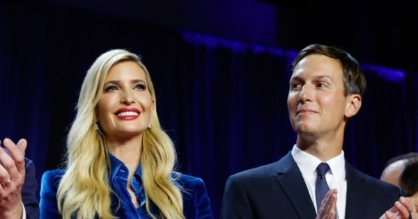 Ivanka nổi bật tại sự kiện công bố chiến thắng của ông Trump