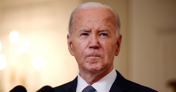 Cuốn sách vạch trần bí mật về ông Biden gây tranh cãi