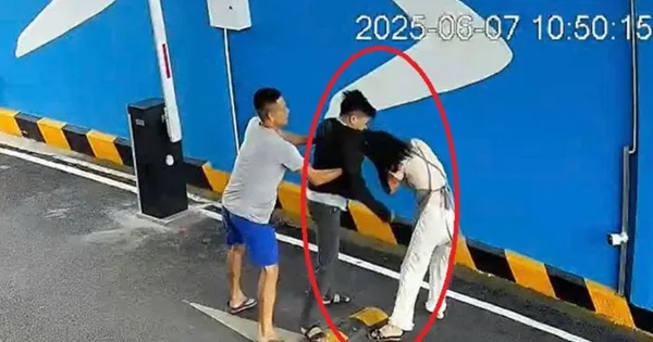 Bản tin 8H: Chồng cũ tìm tới tận chỗ làm, đánh túi bụi người phụ nữ