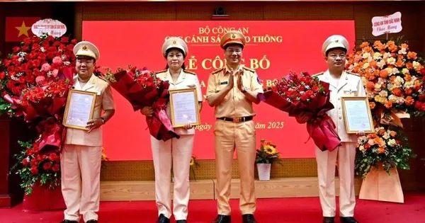 Bản tin 8H: Nữ Phó Cục trưởng đầu tiên của Cục CSGT