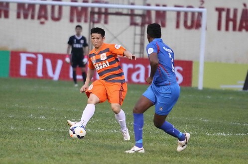 Văn Quyến sút phạt thần sầu đưa Ninh Bình vào tứ kết AFC Cup Văn Quyến có ngày thi đấu chói sáng.