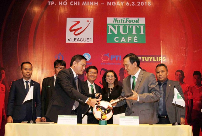 Nutifood là nhà tài trợ chính V-League 2018 Nutifood là nhà tài trợ chính V-League 2018