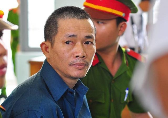 Tăng án tù kẻ giết người khiến ông Huỳnh Văn Nén tù oan 17 năm Bị cáo Nguyễn Thọ tại tòa sáng nay 14/9. Ảnh: Tân Châu