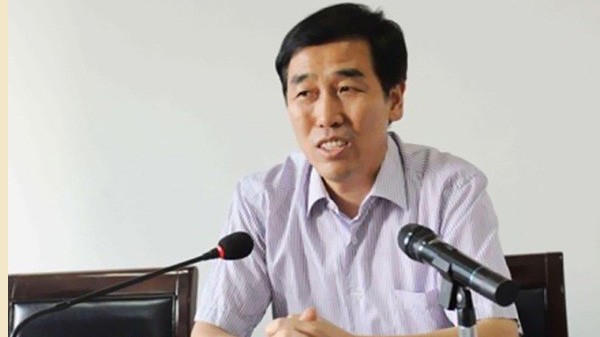Trung Quốc: Xôn xao ảnh sex hiệu phó và nữ sinh bị phát tán Chân dung hiệu phó trường Đảng tại Thiểm Tây.