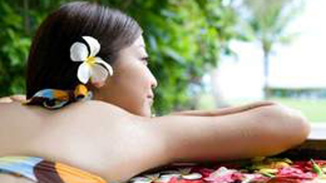 Tắm hoa - Một phương pháp chữa bệnh độc đáo Tắm hoa.