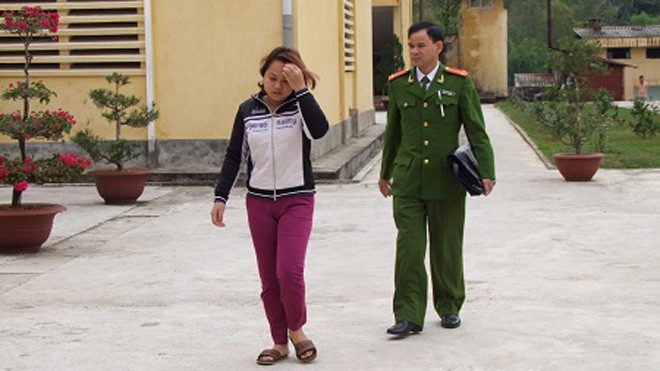 Đầu độc giới trẻ Hà Nội, lĩnh 36 năm tù Hoàng Thị Luyến khai nhận hành vi tại cơ quan điều tra.
