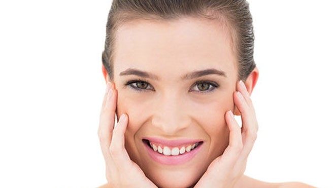 10 mẹo trị mụn trứng cá dễ thực hiện Ảnh: Magforwomen.