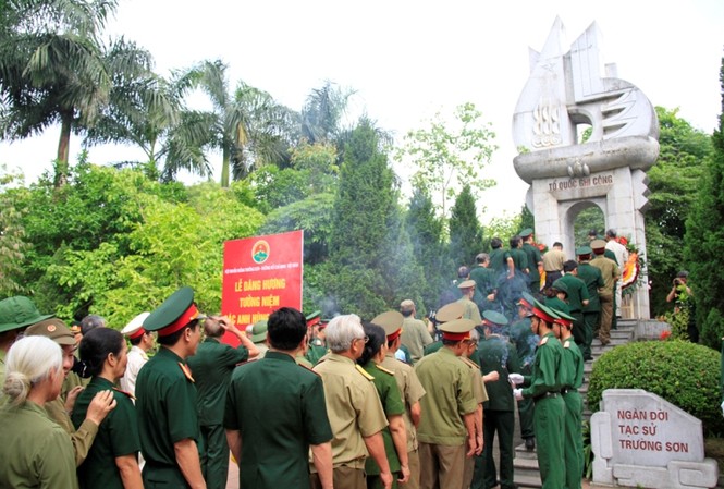 Bộ đội Trường Sơn kỷ niệm ngày truyền thống Bộ đội Trường Sơn kỷ niệm ngày truyền thống
