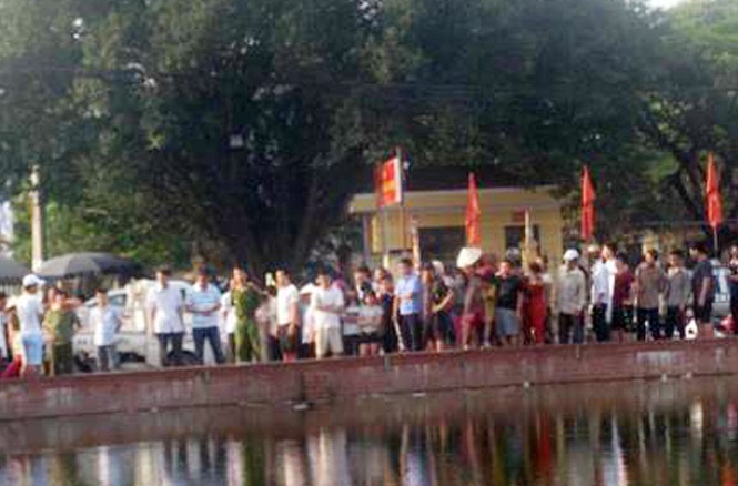 Hoảng hốt phát hiện thi thể nổi trên mặt hồ Hồ Triều Khúc, nơi phát hiện xác chết.