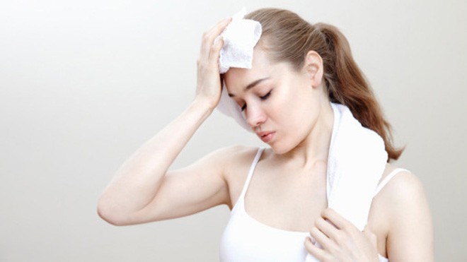 6 dấu hiệu điển hình chứng tỏ cơ thể bạn bị mất nước Ảnh minh họa