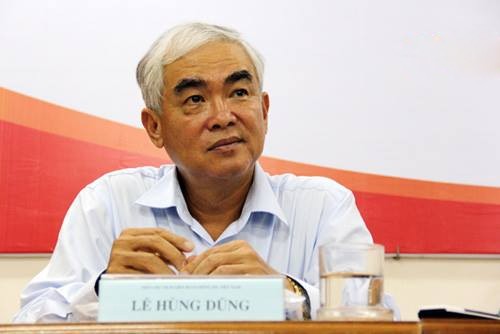 Sau Đồng Nai, C45 sẽ tiếp tục điều tra các đội khác Chủ tịch VFF Lê Hùng Dũng tuyên bố sẽ mạnh tay dẹp nạn cá độ ở V-League mà không sợ vỡ giải. Ảnh: Lâm Thỏa