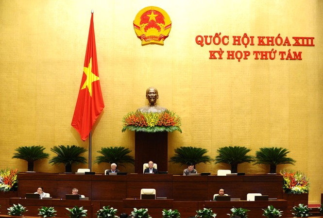 Nhà nước định giá dịch vụ thiết yếu tại sân bay Sáng nay, Quốc hội đã thông qua Luật sửa đổi, bổ sung một số điều của Luật Hàng không dân dụng Việt Nam. Ảnh: Như Ý.