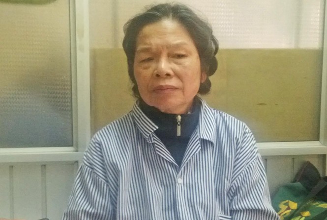 Ngày mai xét xử sơ thẩm vụ thẩm mỹ viện Cát Tường Bà Hiền, mẹ nạn nhân trong vụ Cát Tường suy sụp. Ảnh: Thanh Hà.