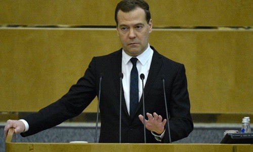 Nga sẽ có lập trường cứng rắn nếu Ukraine không trả nợ Thủ tướng Nga Dmitry Medvedev. Ảnh: AFP.
