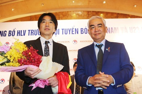 VFF có thể phải đền tiền tỷ nếu sa thải HLV Miura VFF có thể phải đền tiền tỷ nếu sa thải HLV Miura