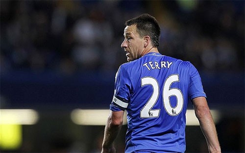 Chelsea lạnh lùng với John Terry Terry là thủ quân thành công nhất lịch sử Chelsea.