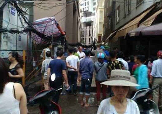 Người phụ nữ tử vong sau khi rơi từ tầng cao chung cư Hiện trường vụ việc. Ảnh FB