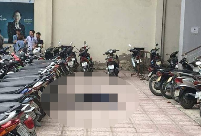 Nam sinh viên tử vong khi rơi từ tòa nhà trường đại học kiến trúc Hiện trường vụ việc thương tâm.